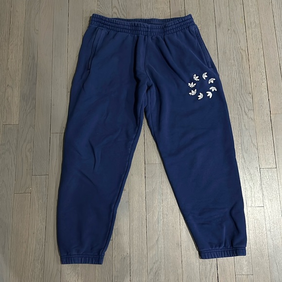adidas Other - Adidas Originals Trefoil Sweatpants Joggers